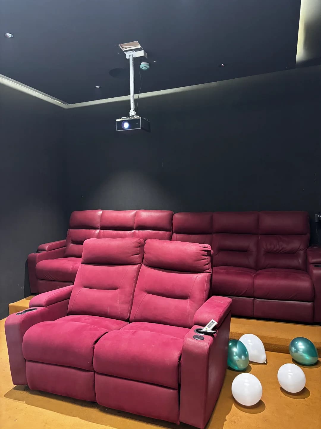 Diamond private theatre at Party Theatre Yusufguda — photo 2