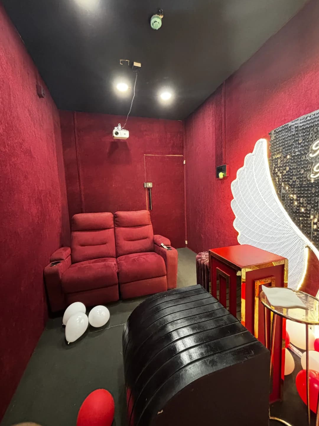 Mini Theatre private theatre at Party Theatre Yusufguda — photo 2